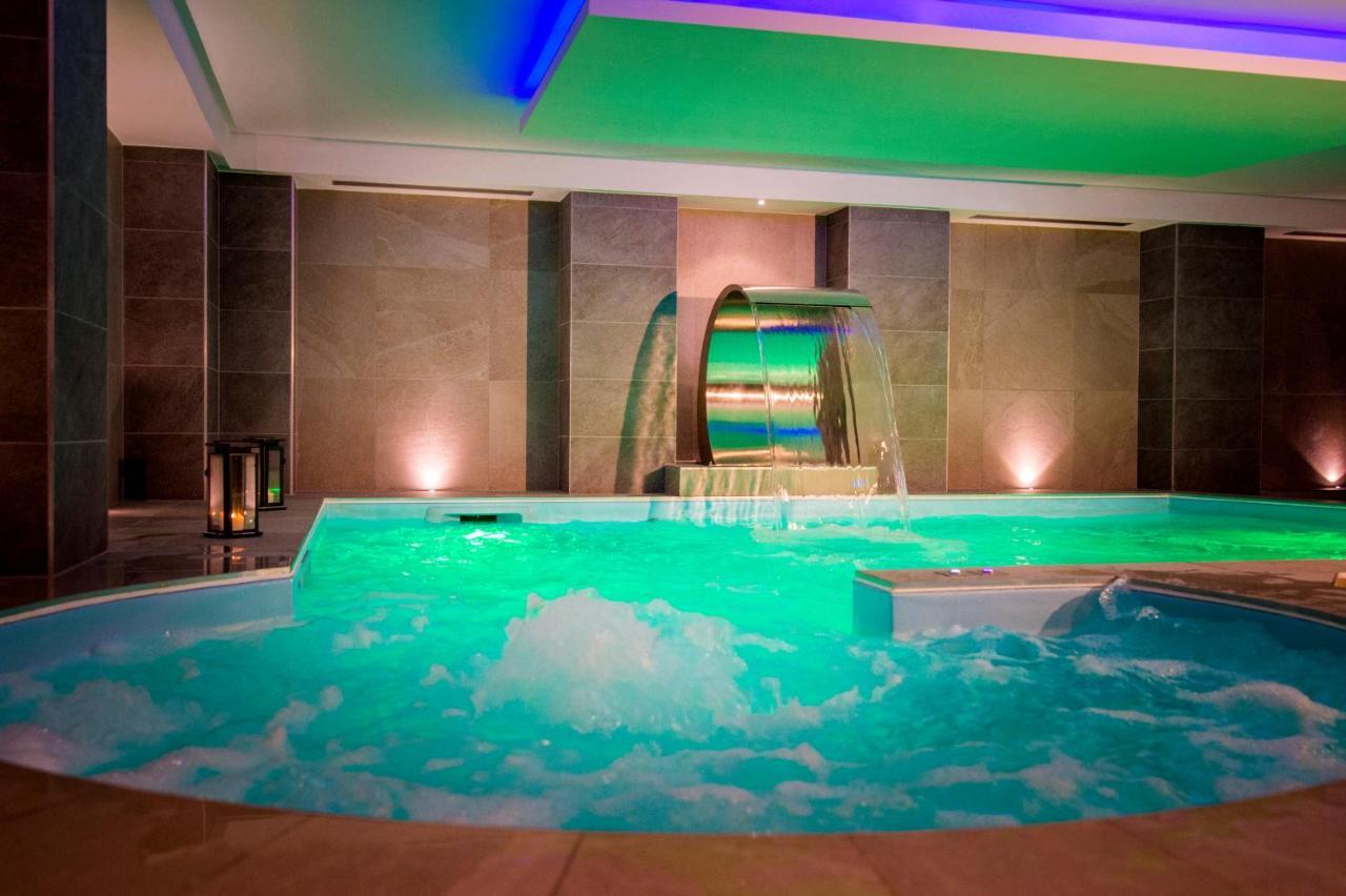 Au Soleil, Hotel Restaurant & Spa Valff Ngoại thất bức ảnh